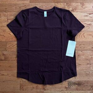 Lululemon NWT size 8 Love CurvedHem Crewneck TShirtGoodnight Plum